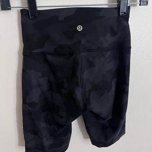 Lulu Camo shorts